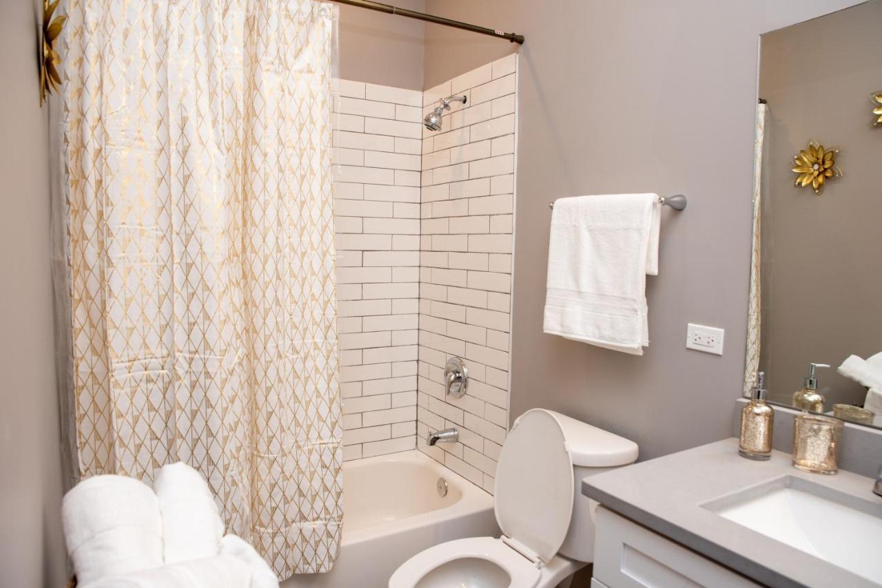 شيكاغو Luxurious Stay At Modern Apartment With Self Check-In Mins Frm Downtown المظهر الخارجي الصورة